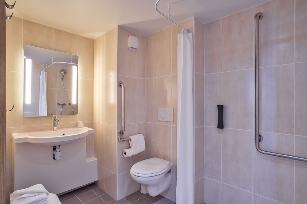 Standard Double Room - Photo 2