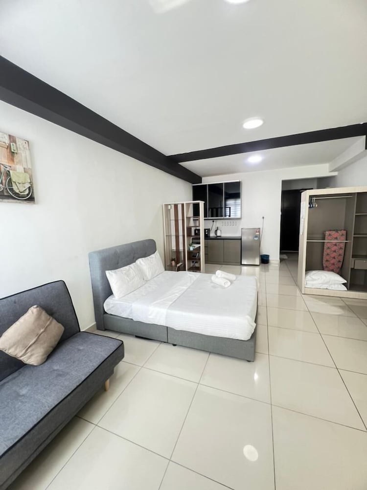 Business Studio Suite