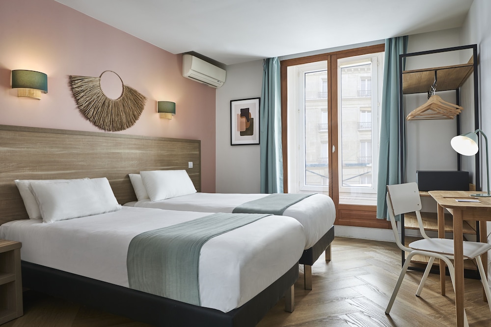 Club Room, 2 Twin Beds