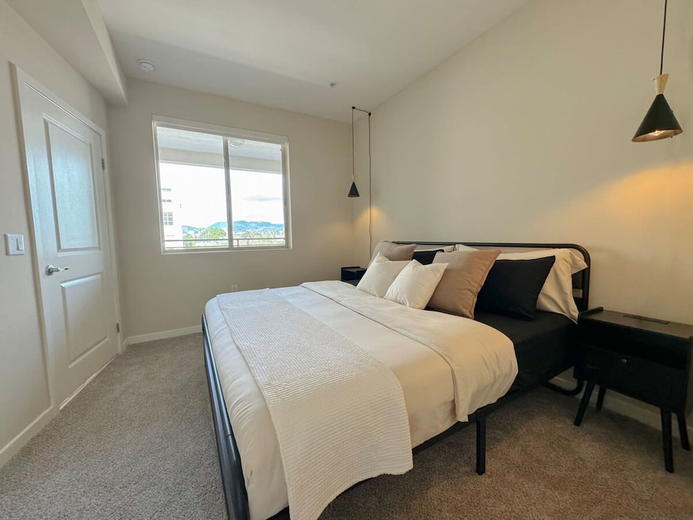 Stylish Retreat W Pool GYM Parking 10min to Cedars, Fotografia 46