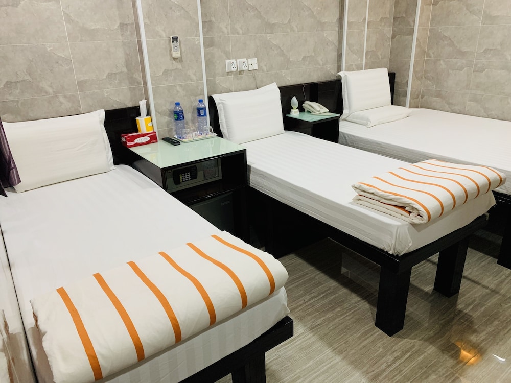 Triple Room, 3 Twin Beds