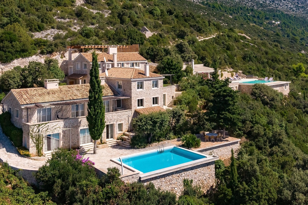 Villa (Villa Bella)