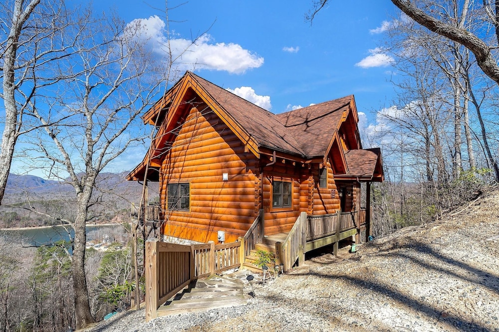 Cabin, 4 Bedrooms photo 2