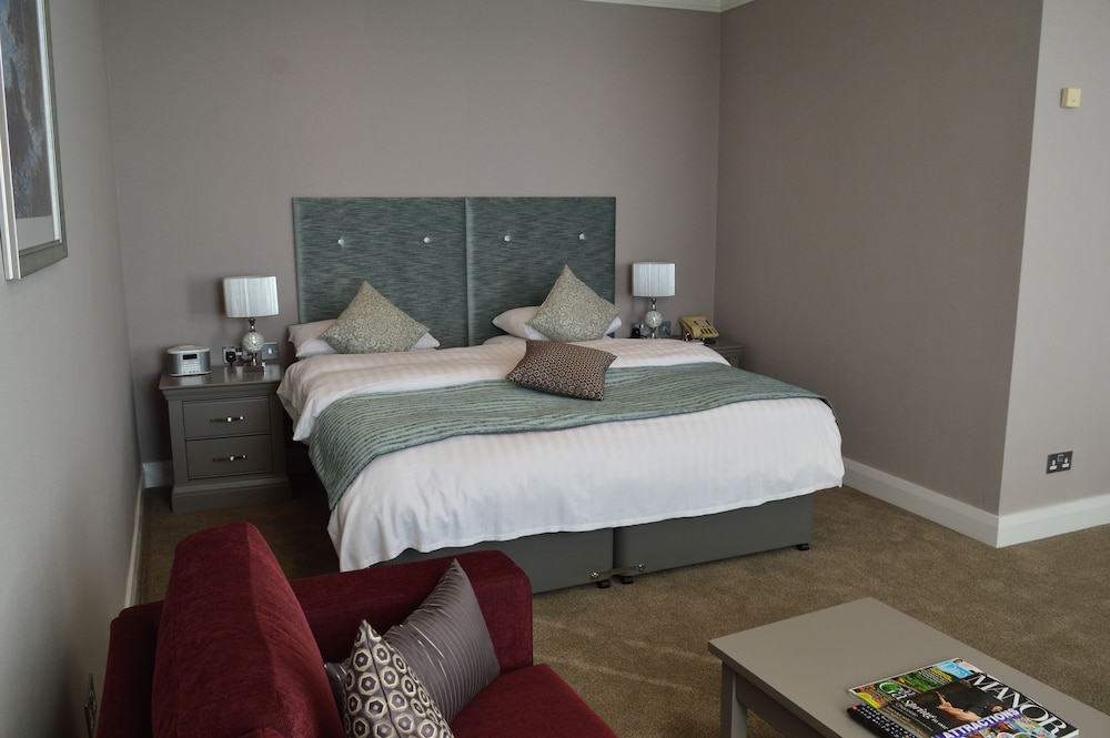 Superior Double or Twin Room, 1 Bedroom, Sea View, Sea Facing - Photo 2