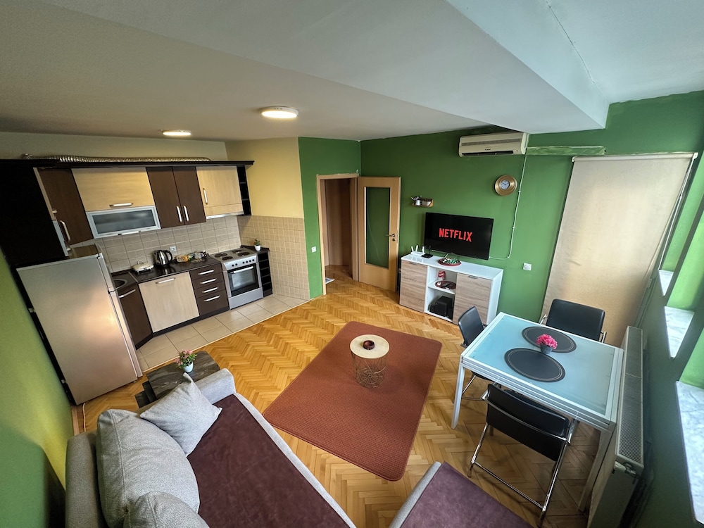 Apartment, City View photo 1
