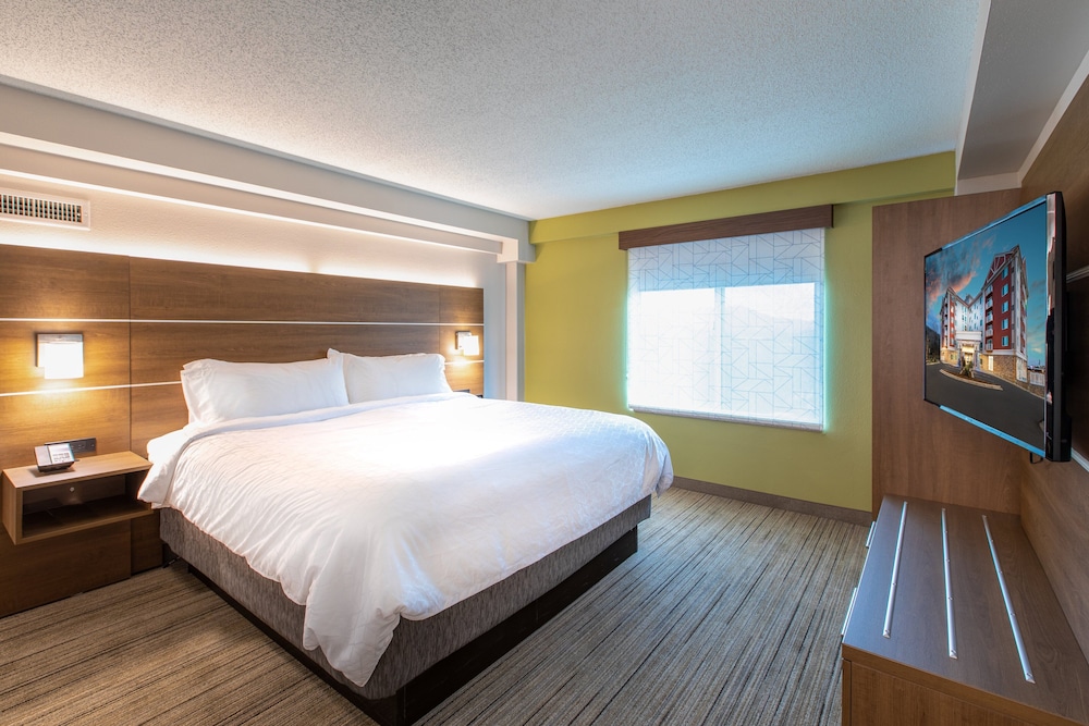 Suite, Multiple Beds photo 1