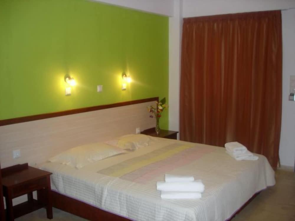Standard Room photo 2