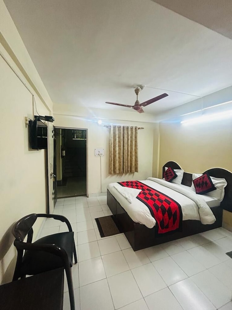 A/C Super Deluxe Room