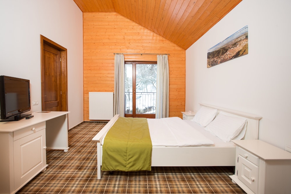 Standard Double Room, 1 King Bed photo 1
