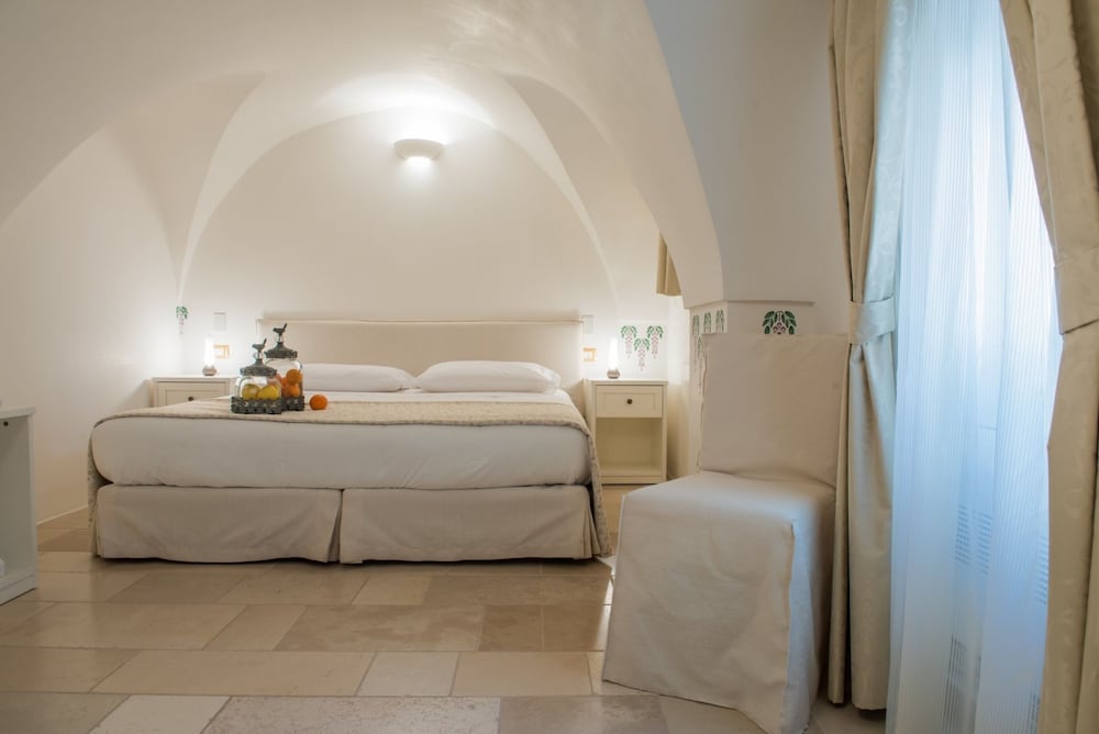 Standard Double or Twin Room photo 1