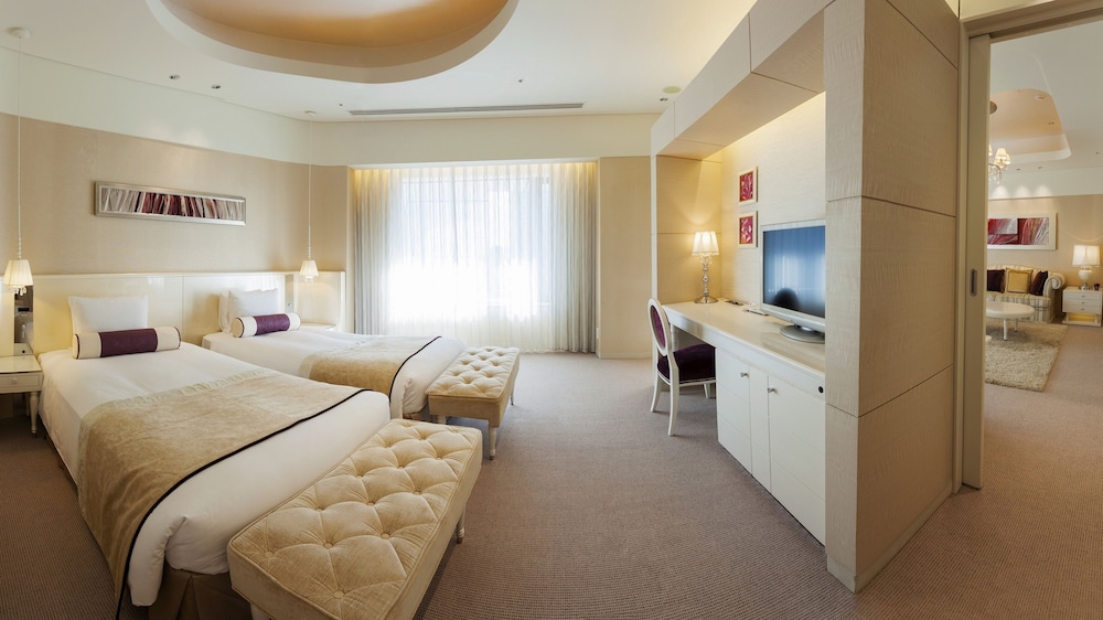 Royal Suite, Non Smoking (60.8sqm) photo 1