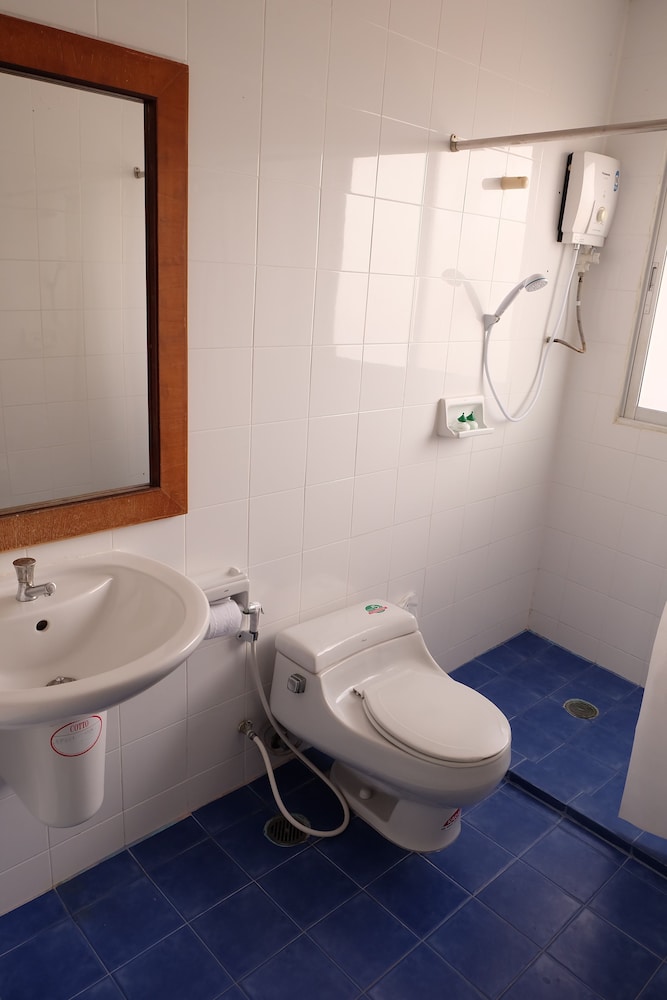Deluxe Room (Triple) photo 3