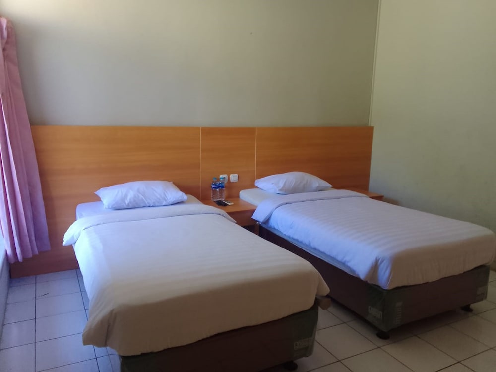 Superior Twin Room - Photo 4