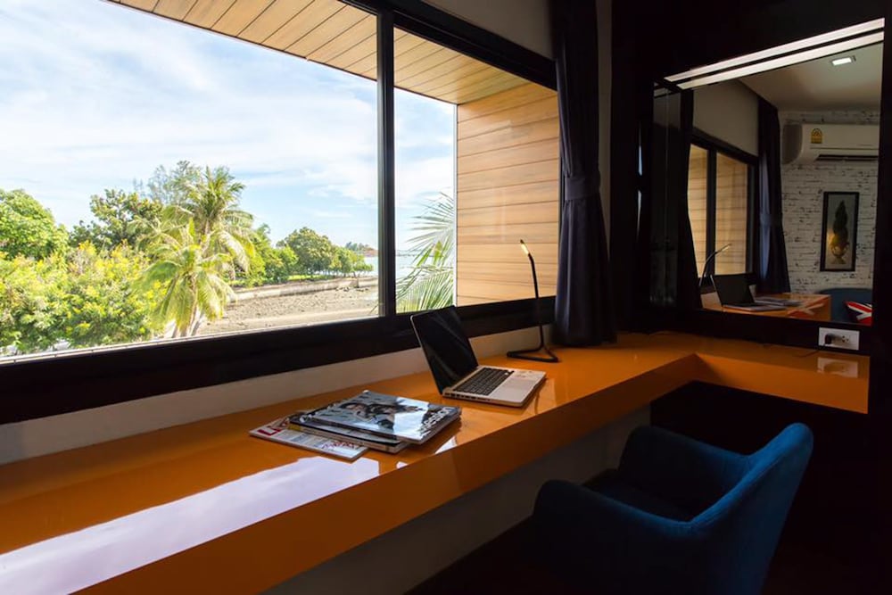 Deluxe Double Room, 1 Bedroom, Ocean View photo 3