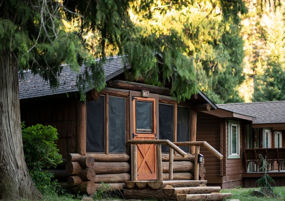 Traditional Cabin, 2 Double Beds, Shared Bathroom photo 2