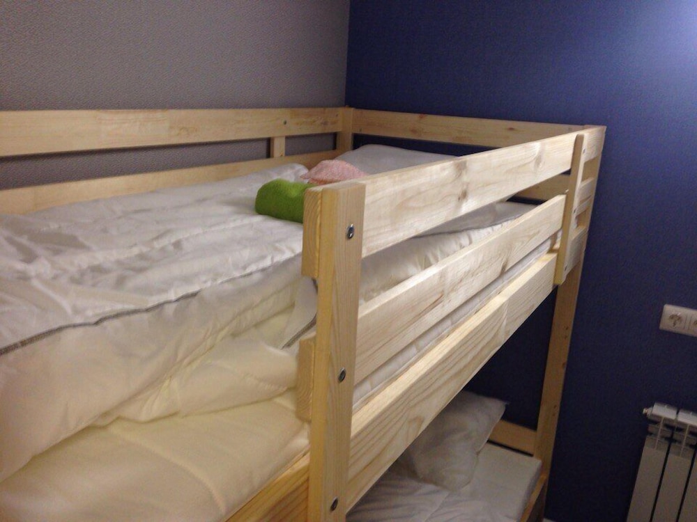 Shared Dormitory, Mixed Dorm (1 bed in 4 person dorm) photo 3