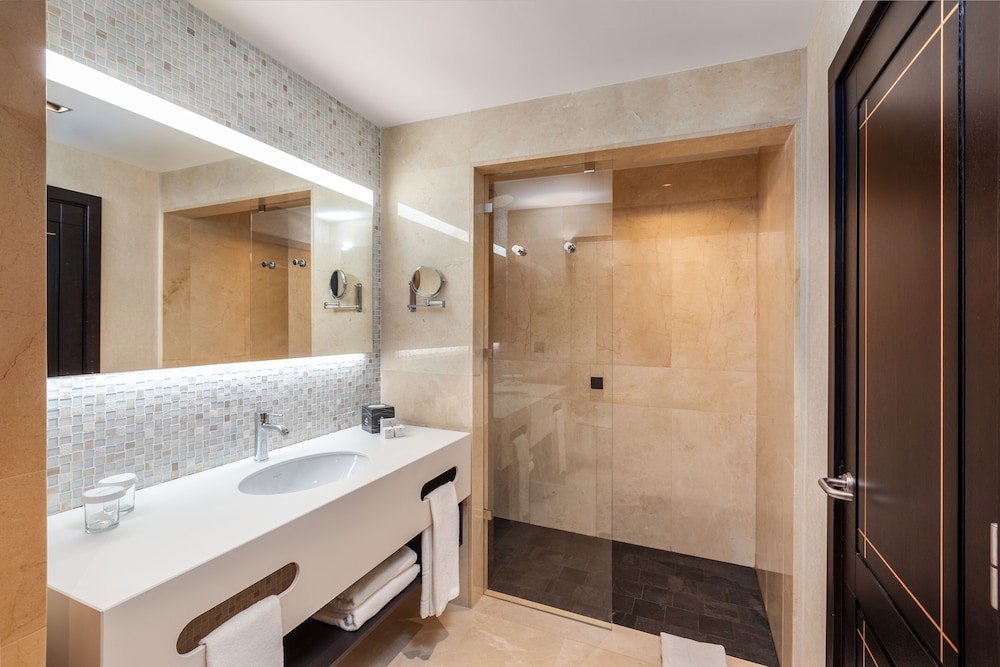Suite, Terrace