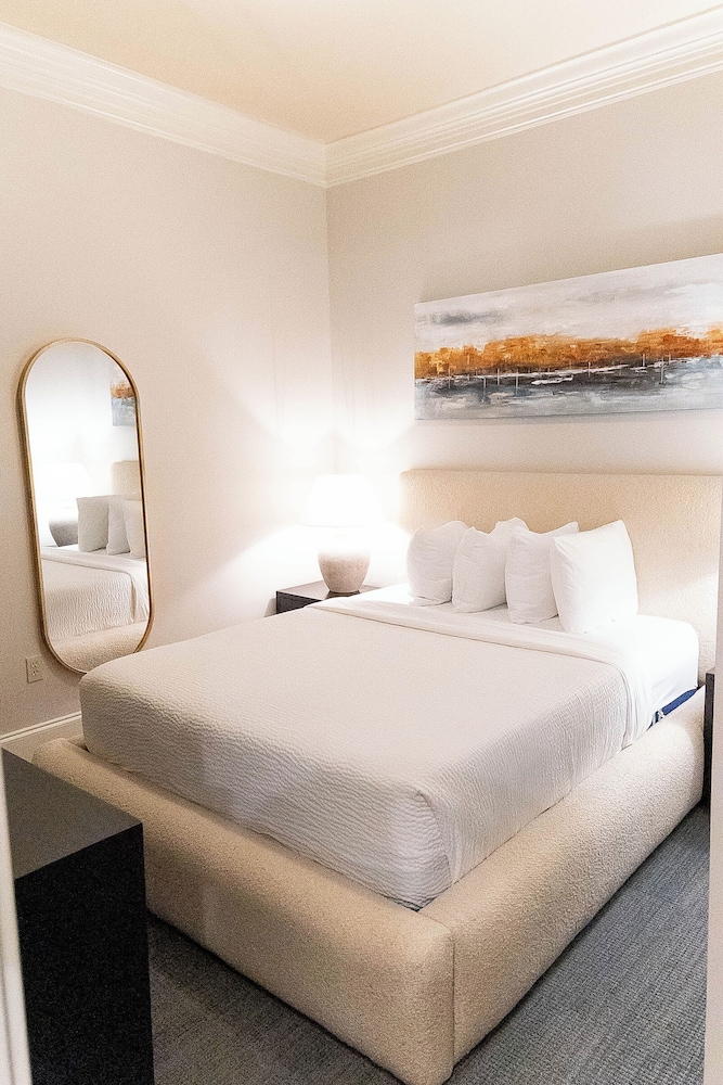 Suite, 2 Bedrooms photo 1