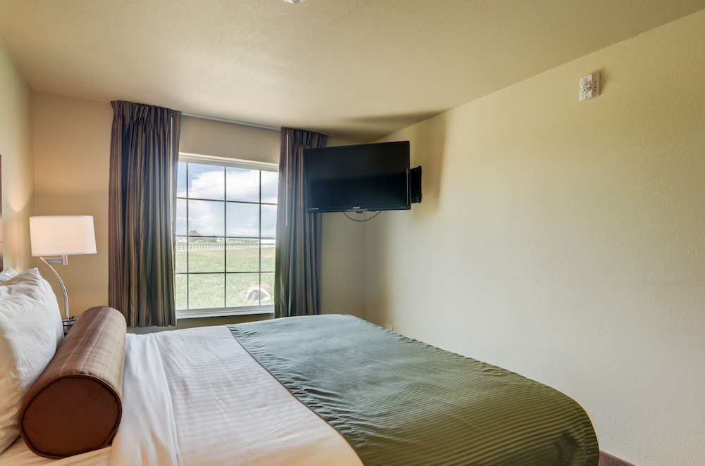 Suite, 1 King Bed with Sofa bed, Non Smoking photo 2