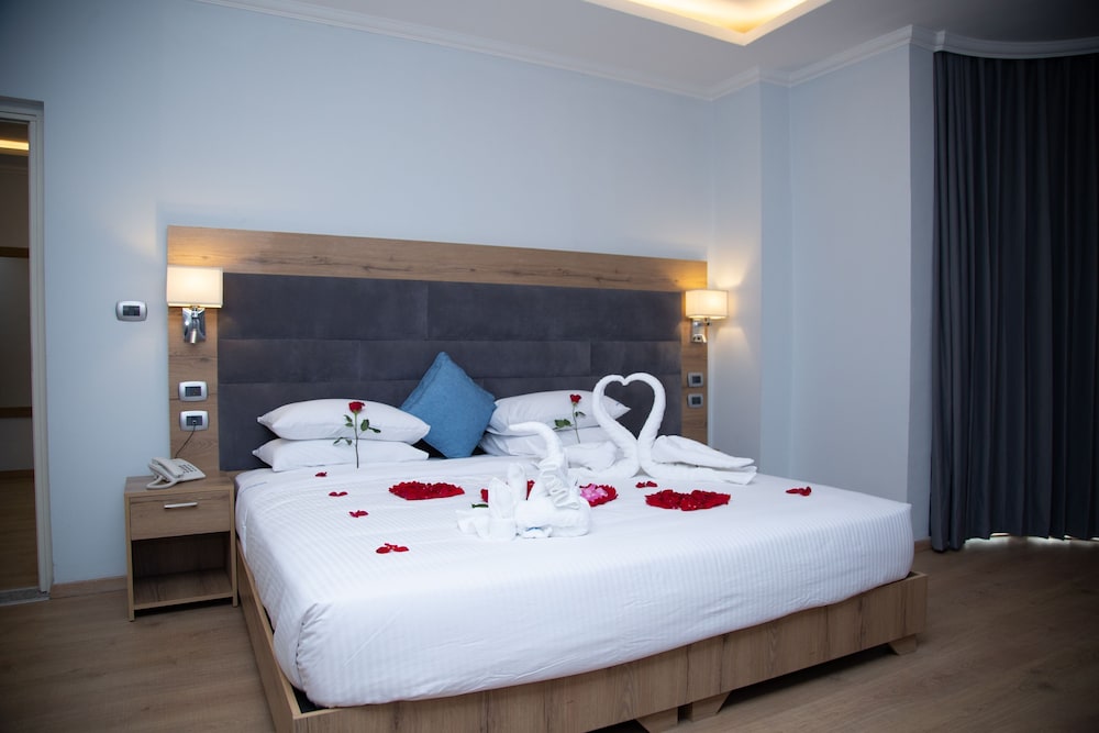 Executive Studio Suite