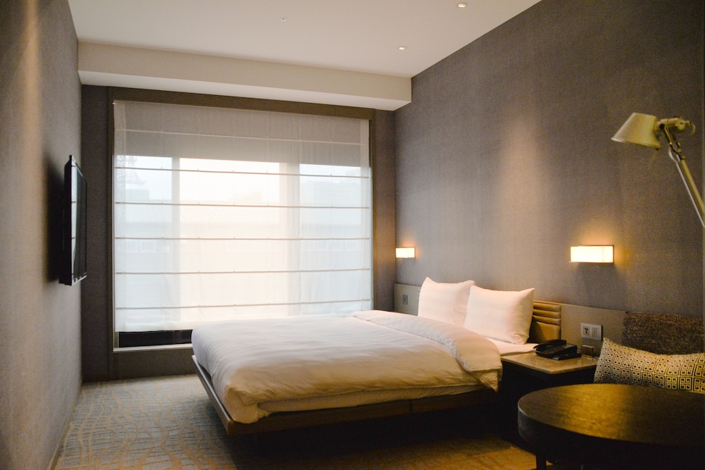 Deluxe Double Room, City View photo 2