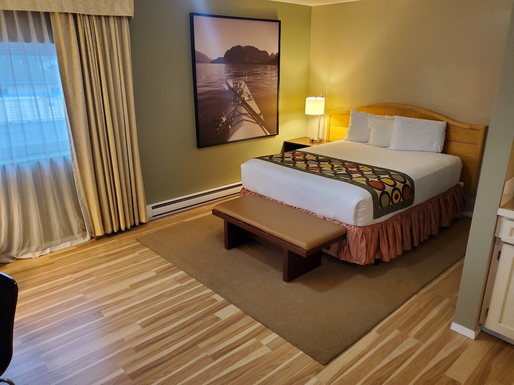 Efficiency, Standard Room, 1 Queen Bed - Photo 1