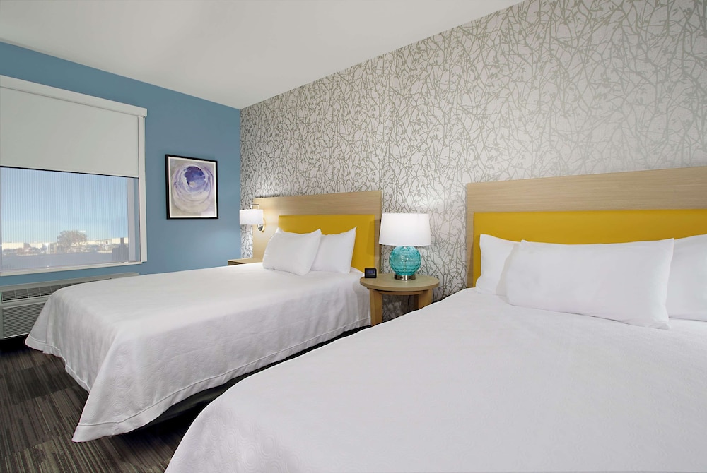 Room, 2 Queen Beds, Non Smoking - Photo 1