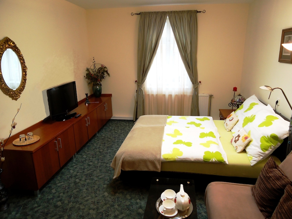 Classic Double Room photo 2