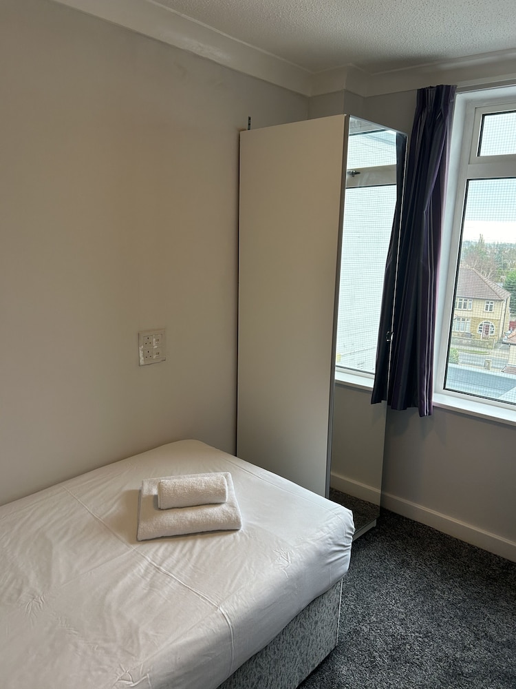 Standard Single Room photo 2