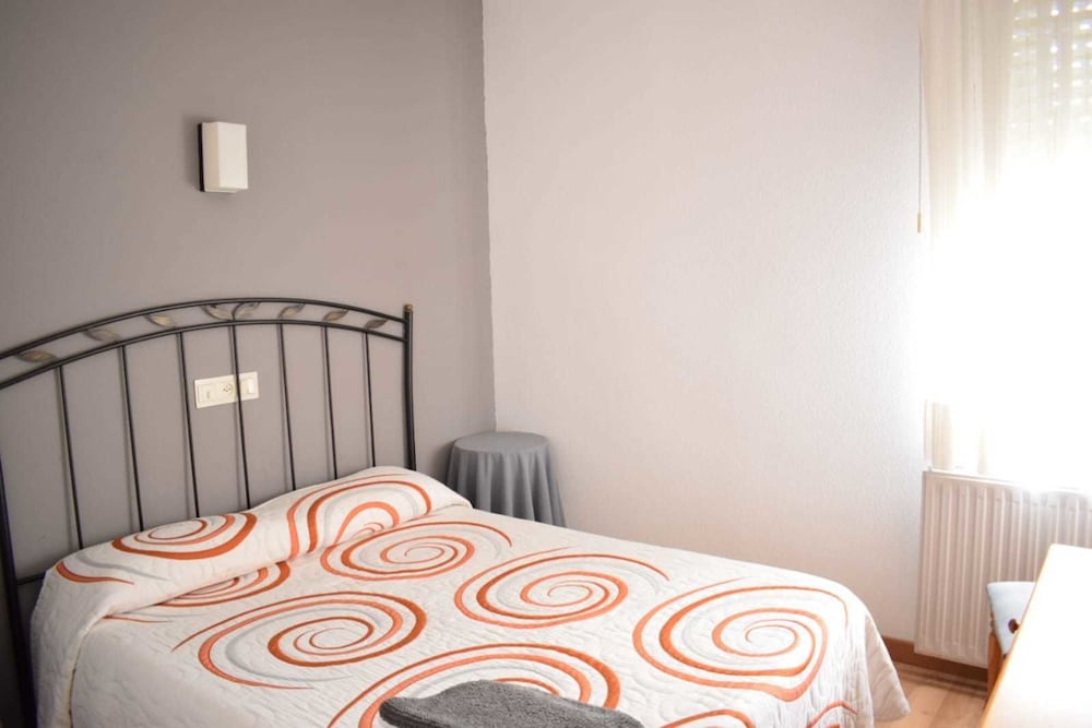 Double or Twin Room - Photo 1