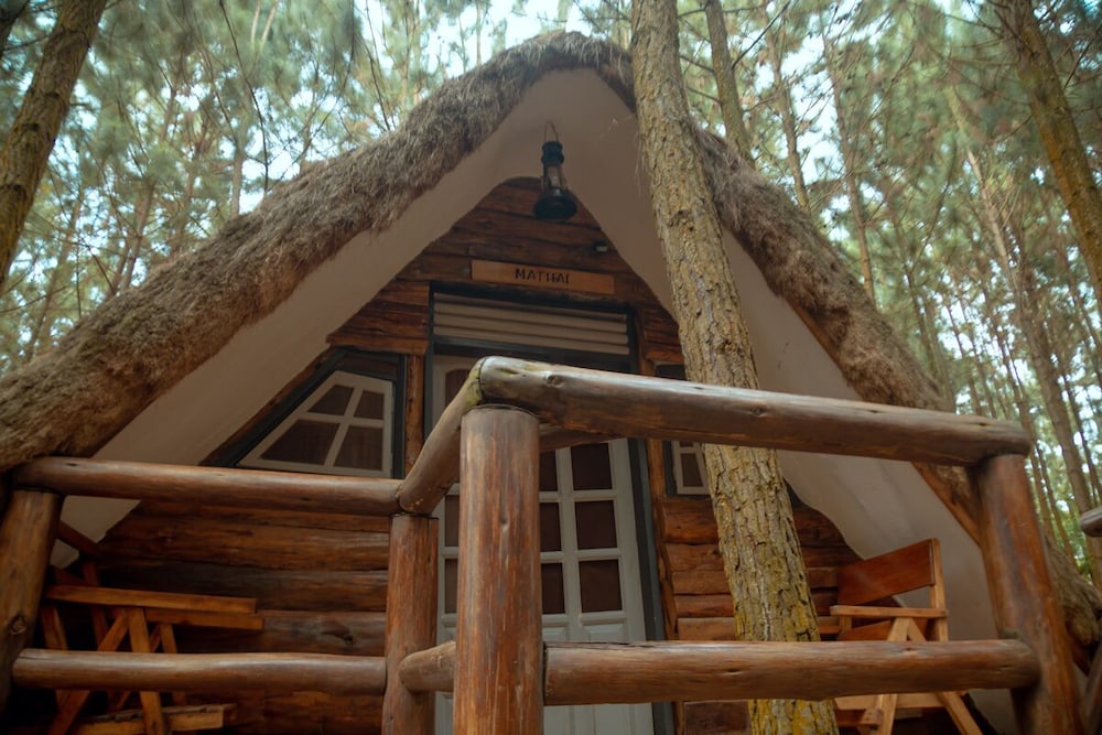 Deluxe Triple Room, Multiple Beds, Non Smoking, Garden View photo 3