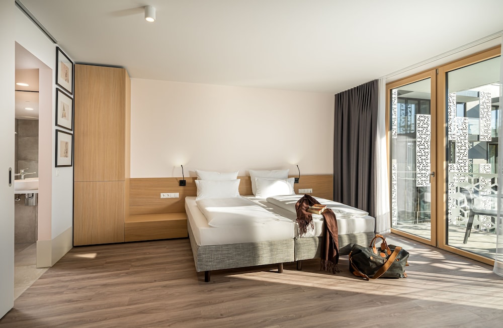 Superior Plus Room