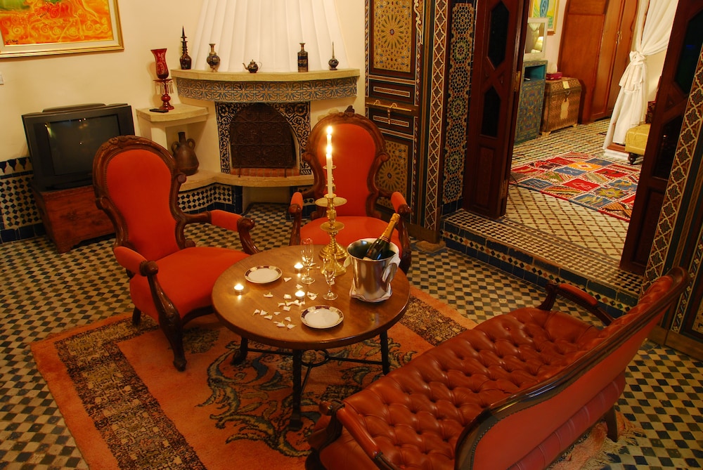 Royal Suite, Courtyard View - Photo 6