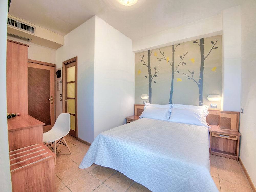 Double Room, Balcony, Sea View photo 3