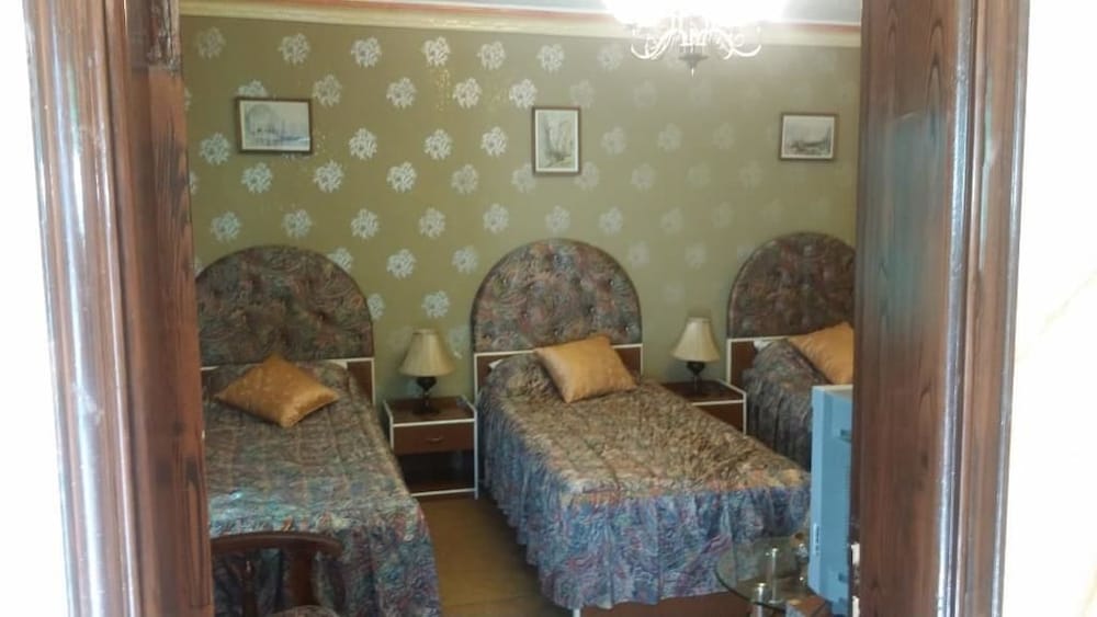 Triple Room, 3 Twin Beds photo 1