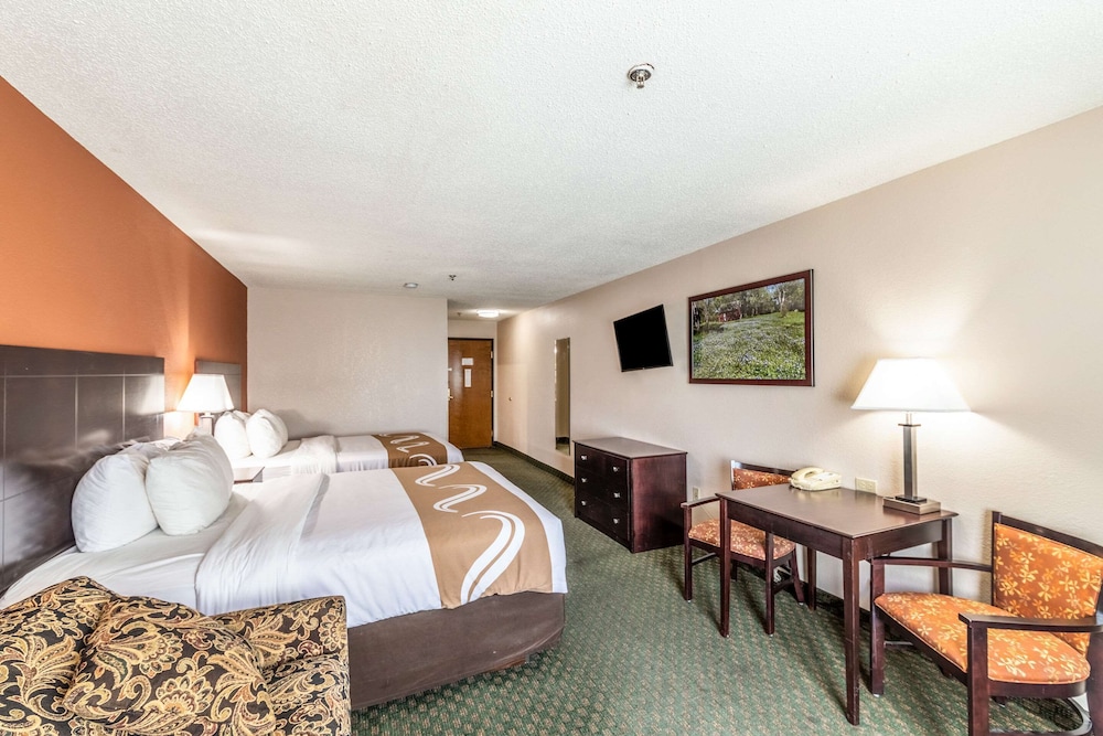 Room, Multiple Beds, Accessible, Non Smoking photo 3