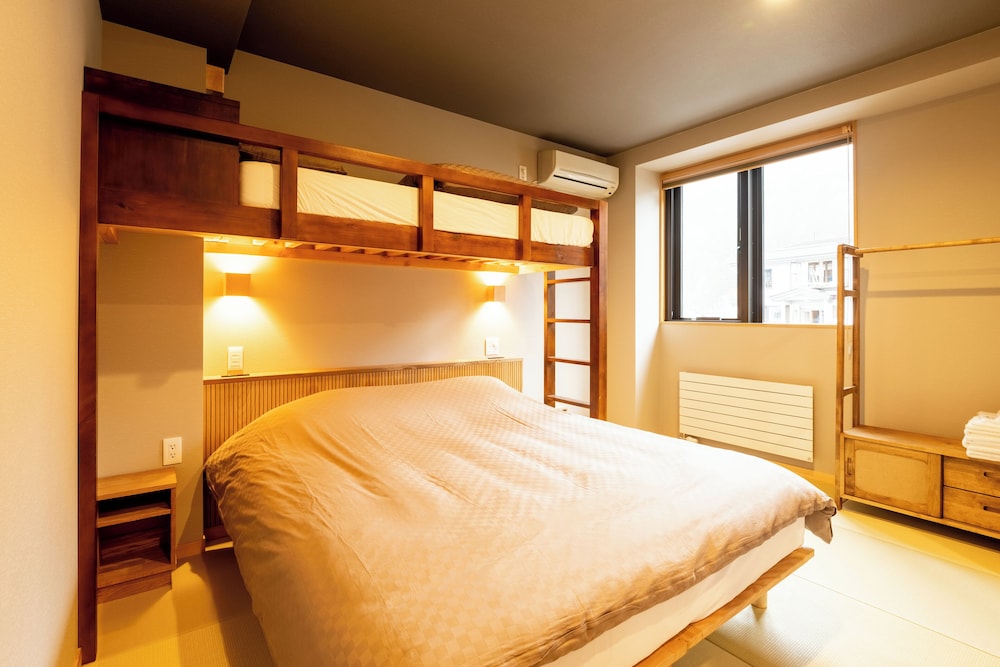 Superior Penthouse, Annex Building photo 2