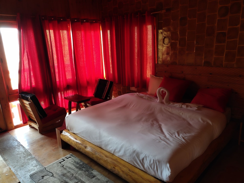 Deluxe Suite, 1 King Bed photo 1