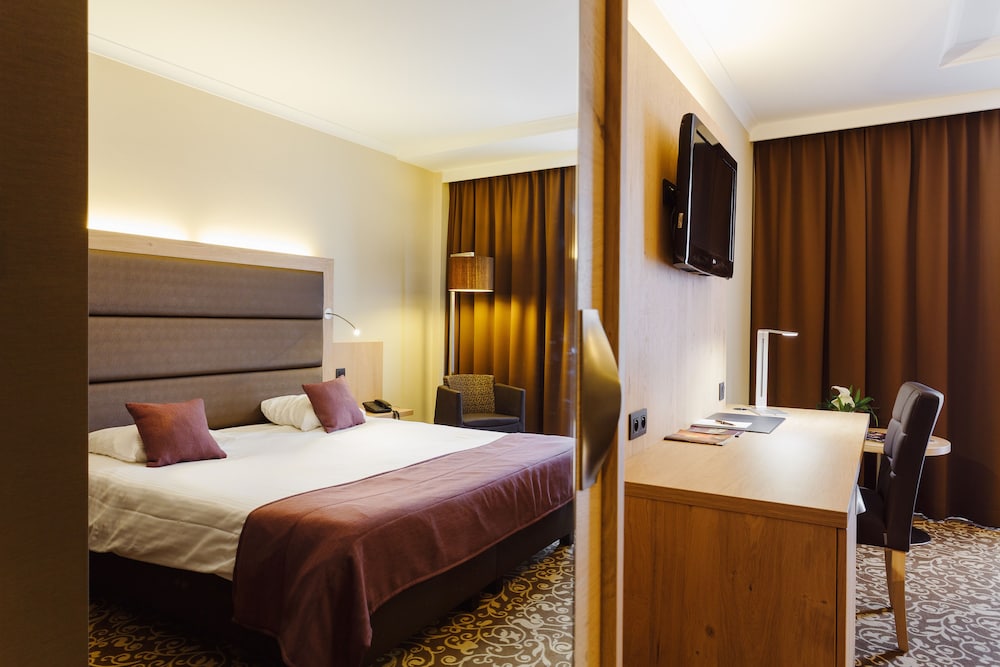 Superior Double Room - Photo 3