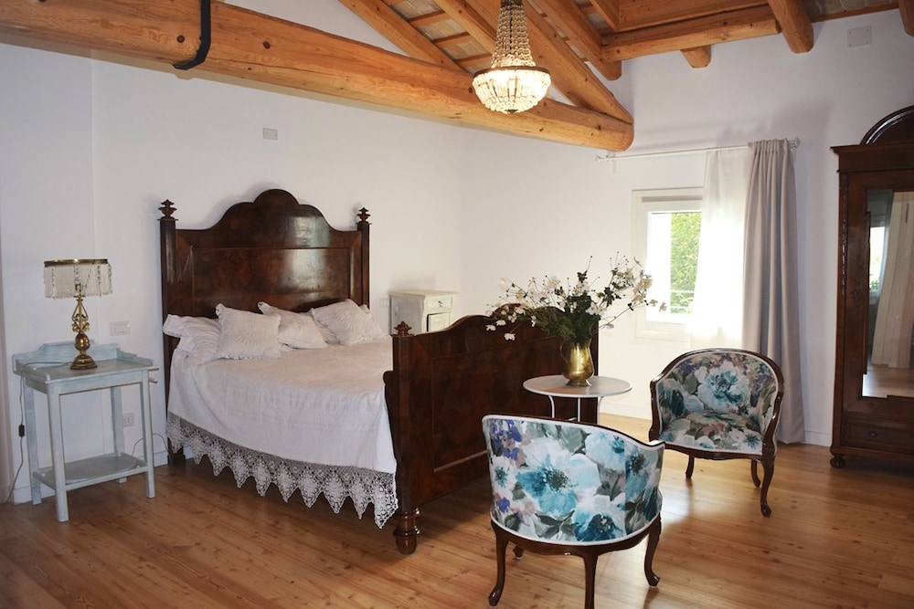 Deluxe Room, Park View photo 3