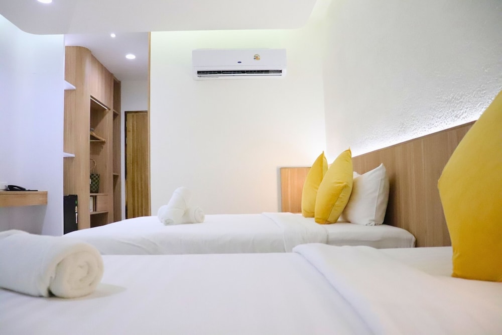 Premier Triple Room, Garden View - Photo 1