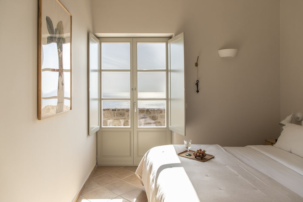 Duplex, 2 Bedrooms, Pool Access, Sea View photo 1