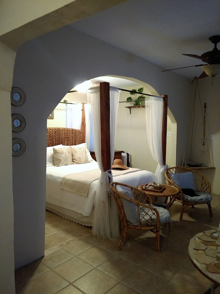 Deluxe Cabin, Private Bathroom (Hidden Gem)