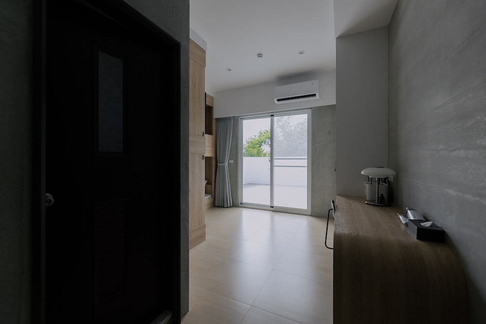 Basic Shared Dormitory, Men only photo 3