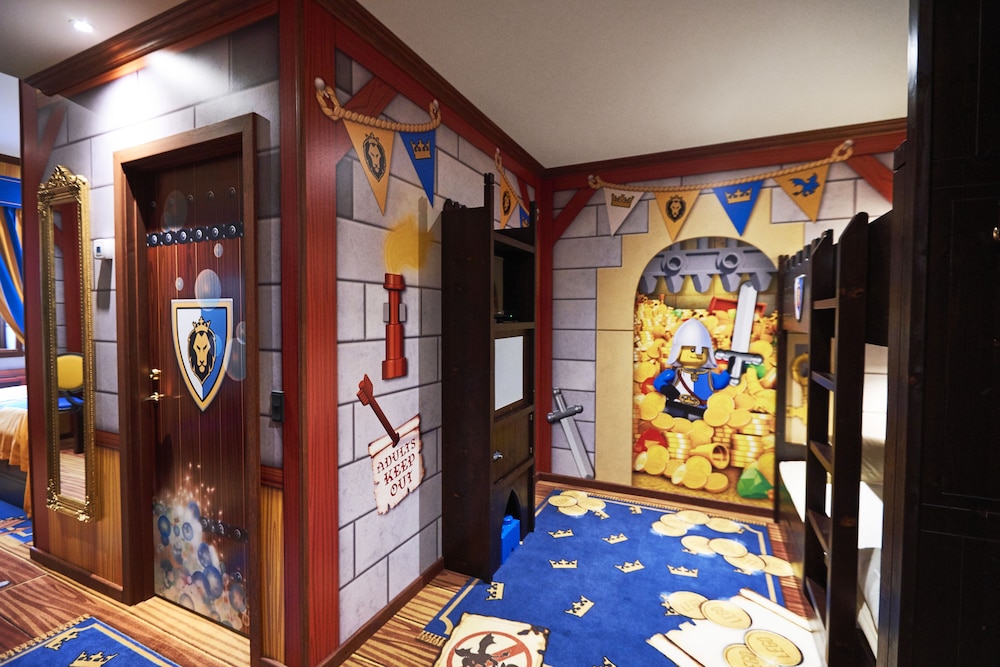 Dragon Knight's Room - Photo 4