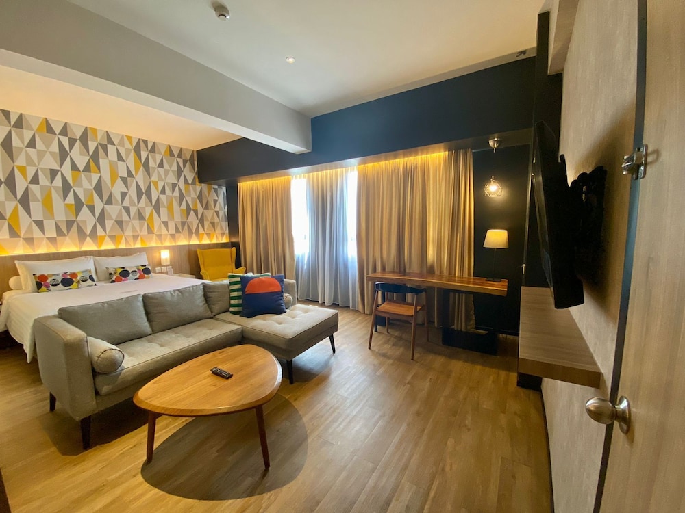 Junior Suite, 1 Double Bed - Photo 3