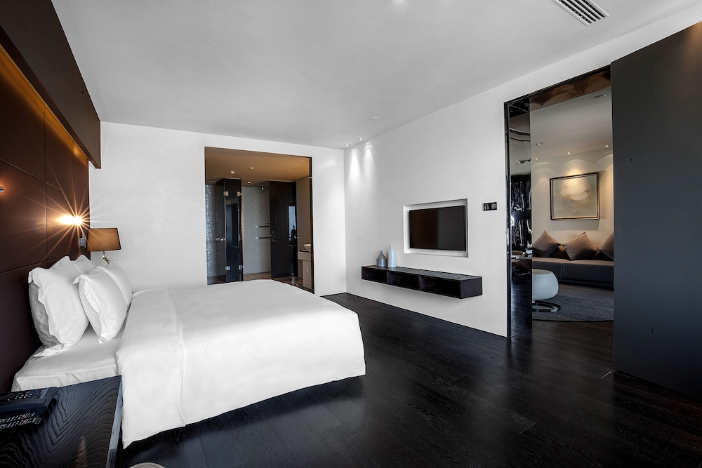 Suite, 2 Bedrooms photo 3
