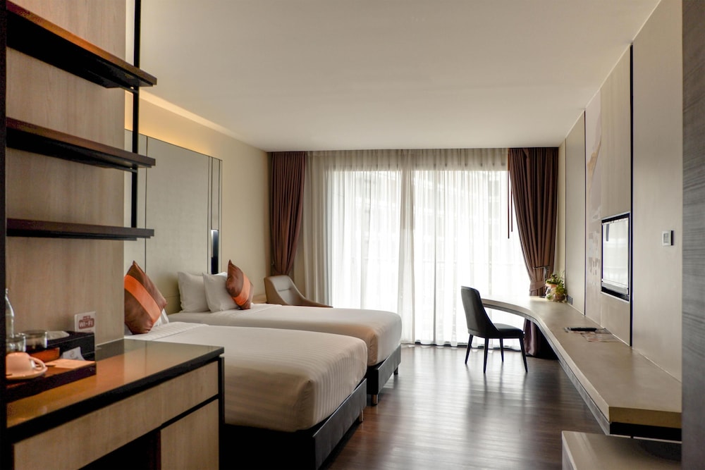 Deluxe Room, 2 Twin Beds, Non Smoking, Balcony photo 2