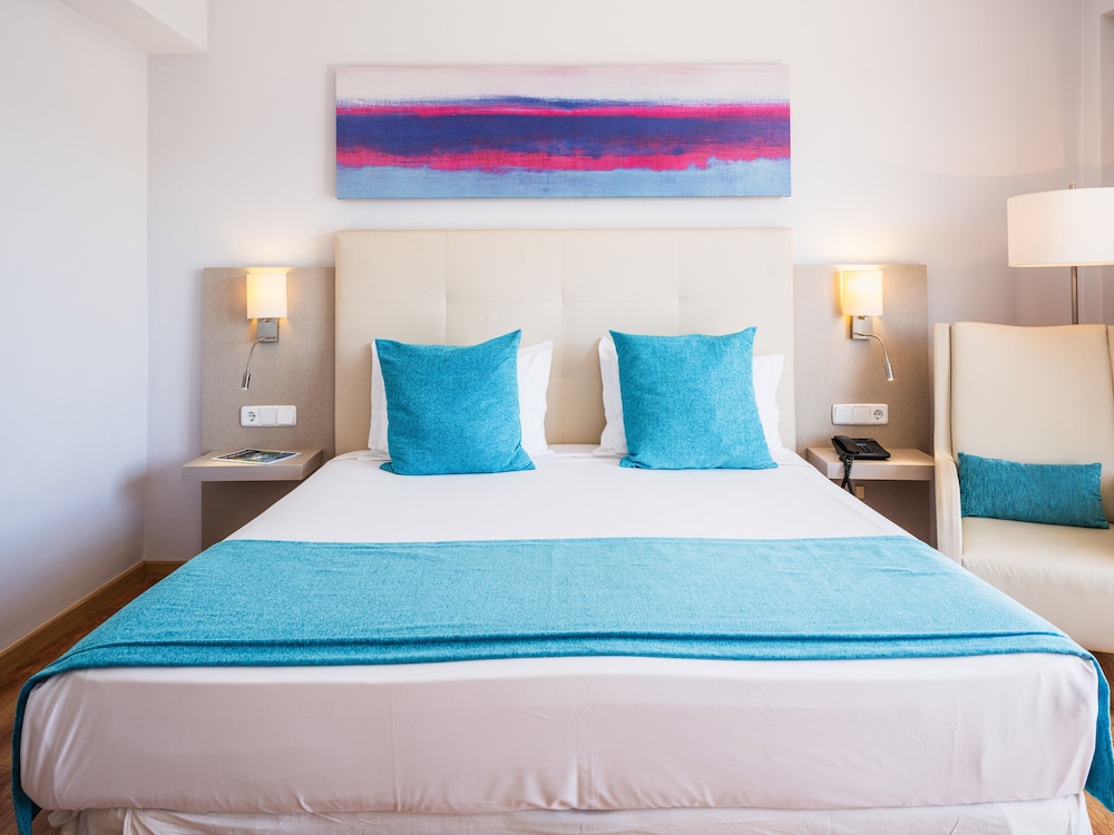 Double Room, Sea View (1 Adult) - Photo 2