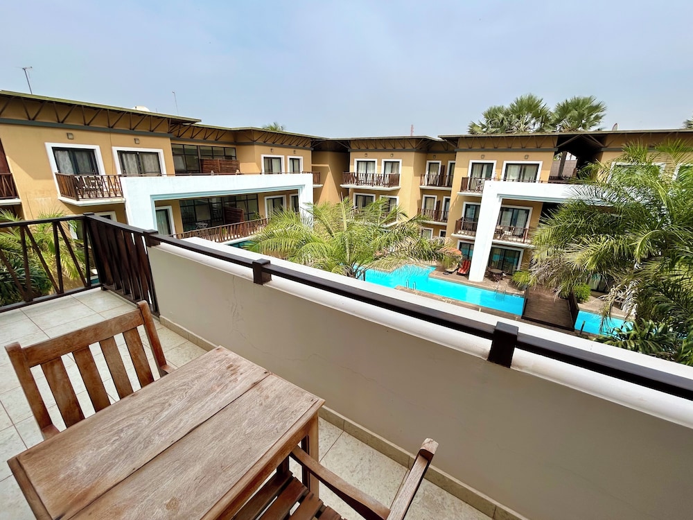 Comfort Apartment, Balcony, Pool View (F10- Top Floor), photo 6